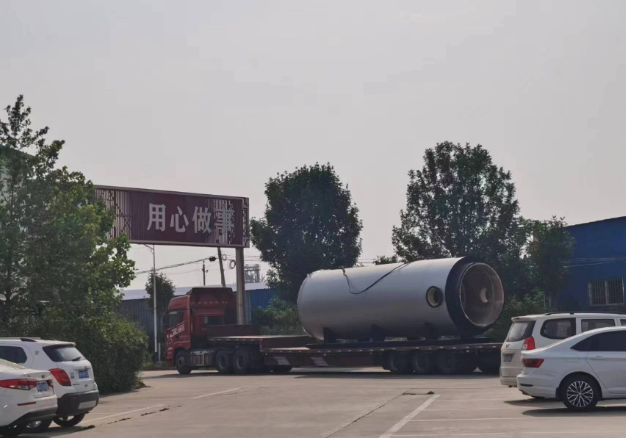 【履約喜訊】華泰股份承接塔器項目出廠發(fā)貨！